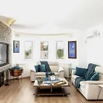 Accomoteleia Crystal Lagoon Villa Protaras