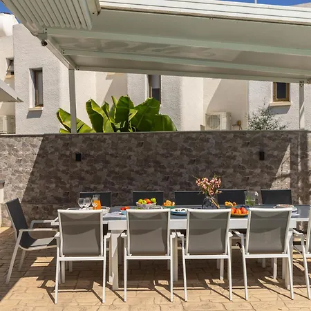 Accomoteleia Crystal Lagoon Protaras