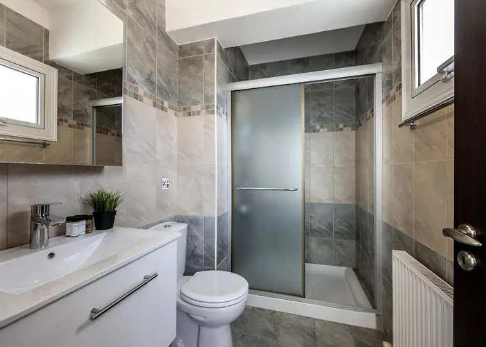 Accomoteleia Crystal Lagoon Villa