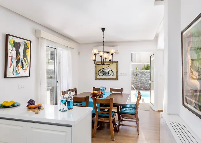 Accomoteleia Crystal Lagoon Protaras