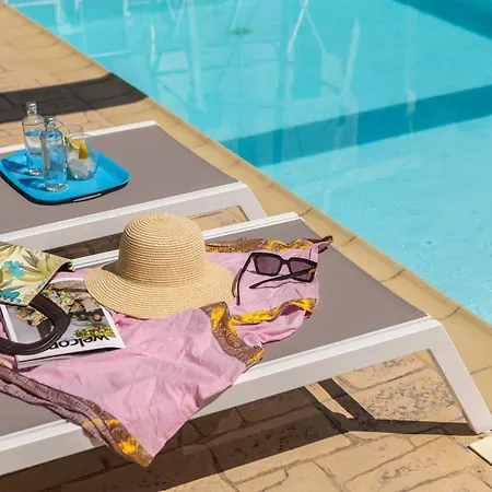 Вилла Accomoteleia Crystal Lagoon *
